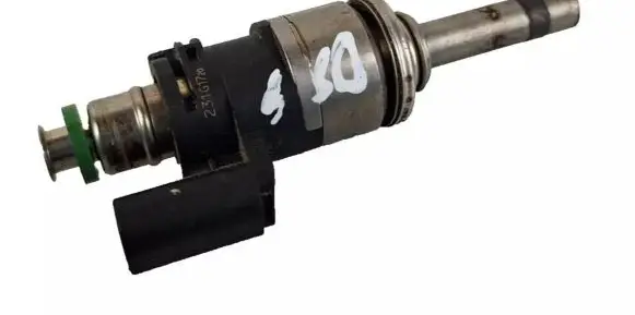 Ford Kuga II Fuel injector DS7G9F593EA