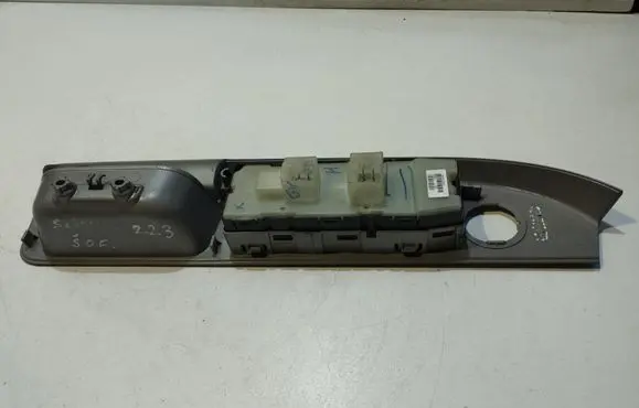 Chrysler Sebring (JS) Electric window control switch 1003404 04602780AA