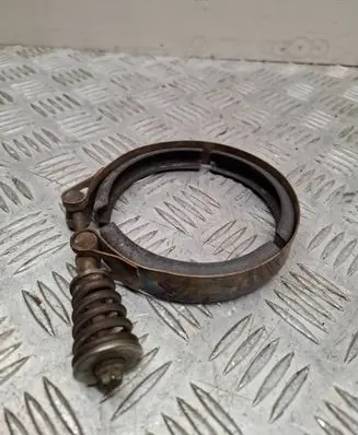 BMW 5 E60 E61 Muffler pipe connector clamp 7793677