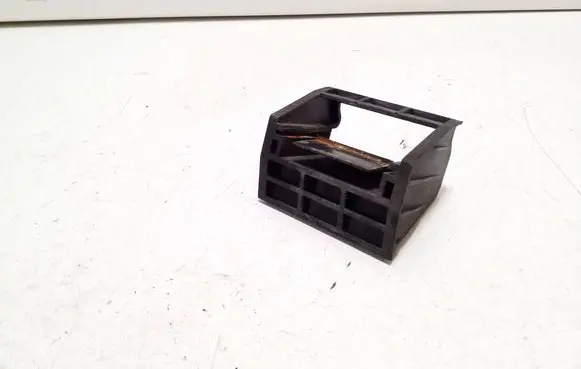 BMW X6 F16 Radiator mount bracket 7533537