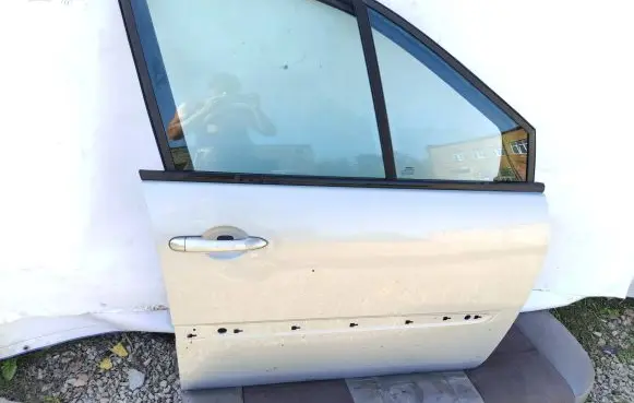 Renault Scenic II - Grand scenic II Front door