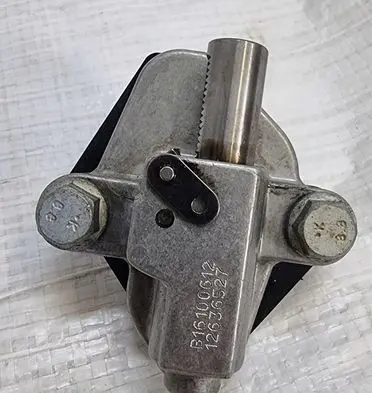 Opel Astra K Timing belt tensioner 12636527