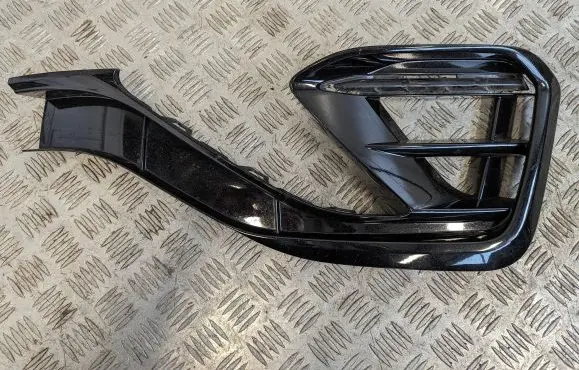 Volkswagen Arteon Front bumper lower grill 3G8853666E