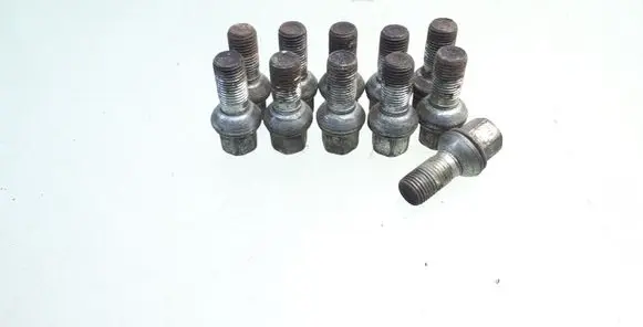 Audi A4 S4 B6 8E 8H Nuts/bolts 