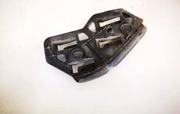 Volkswagen Polo IV 9N3 Front bumper mounting bracket 6q0807183a