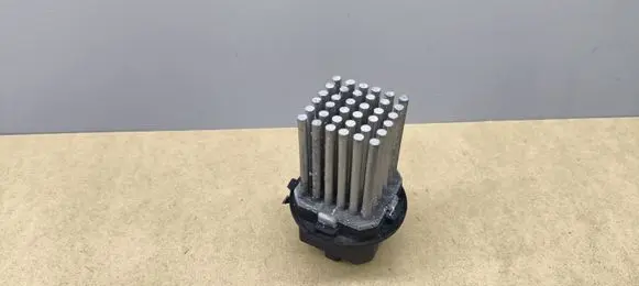 Mercedes-Benz E W212 Heater blower motor/fan resistor 5HL00894130