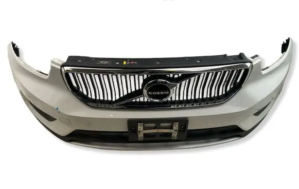 Volvo XC40 Front bumper 32245390 31333045