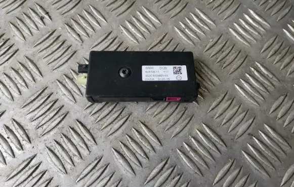 BMW X5 F15 Aerial antenna amplifier 9334691 65209334691 6520933469101