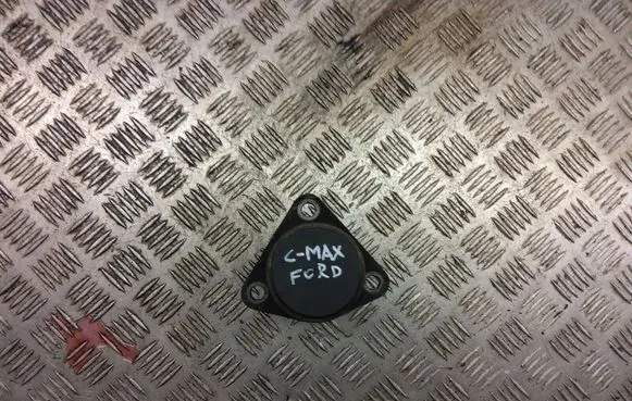 Ford Focus C-MAX Water pump