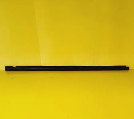 Renault Espace IV Front door glass trim molding 