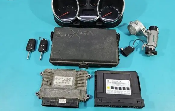 Chevrolet Cruze Engine control unit/module ECU 25186182 IMPRK1472614