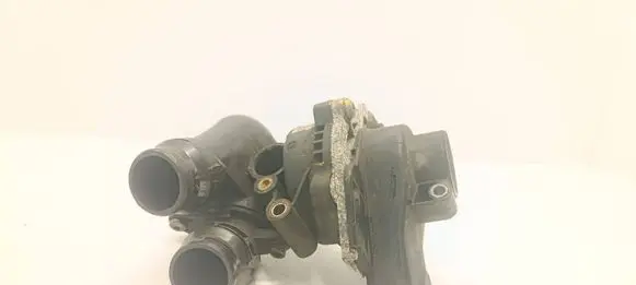 Audi Q3 8U Water pump 06H121026DD