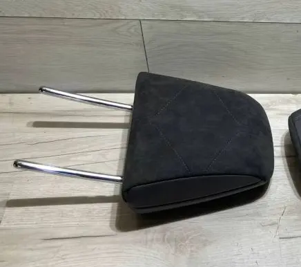 DS Automobiles 3 Crossback Front seat headrest 