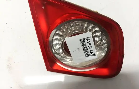 Volkswagen Jetta V Tailgate rear/tail lights 1K5945093