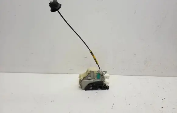 Audi Q5 SQ5 Front door lock 8J1837015D 8J1837015