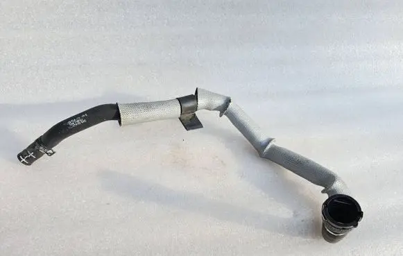 Audi Q7 4L Engine coolant pipe/hose 7L6122109E 119723
