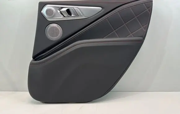 BMW XM Coupe rear side trim panel 3615654