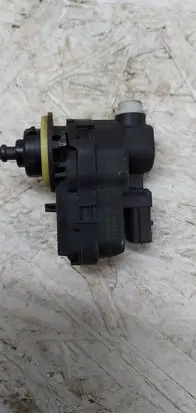 Toyota Auris E180 Headlight level adjustment motor 