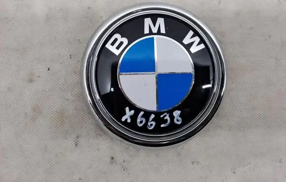 BMW X4 F26 Manufacturer badge logo/emblem 7340321