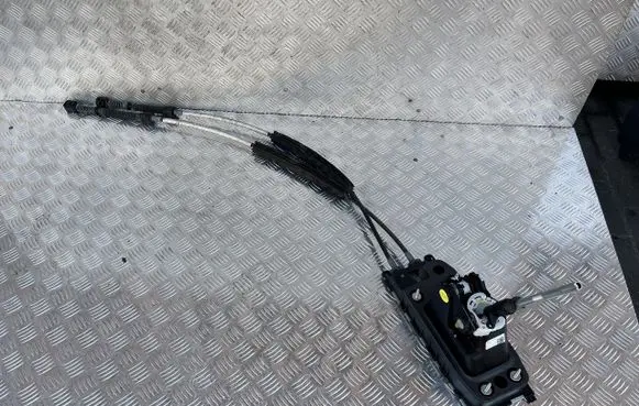 Audi Q2 - Gear selector/shifter in gearbox 2GA711049B