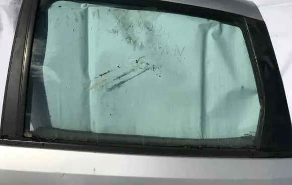 Nissan Almera Tino Rear door window glass