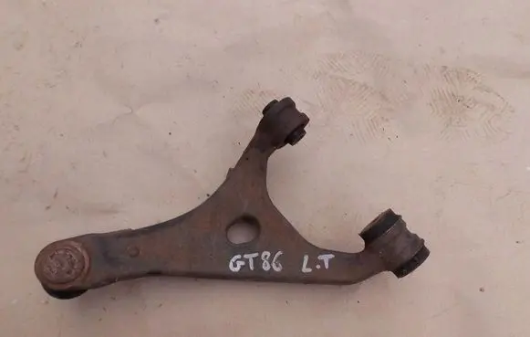 Subaru Legacy Rear control arm SD0138