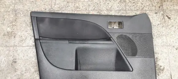 Ford Mondeo Mk III Front door card panel trim 1s7xf23901