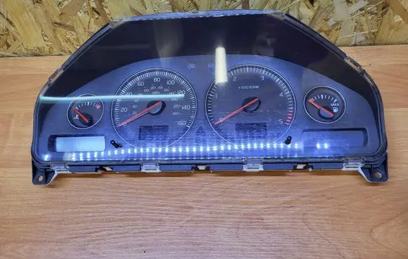 Volvo XC90 Speedometer (instrument cluster) 30746111 8602891 69594850T