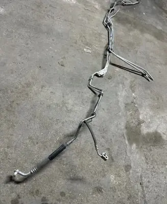 Volkswagen Multivan T5 Air conditioning (A/C) pipe/hose 7H1820725F 7H1819885E