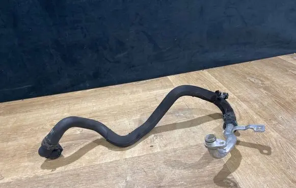 Land Rover Range Rover Sport L494 Engine coolant pipe/hose FPLA8C481CD
