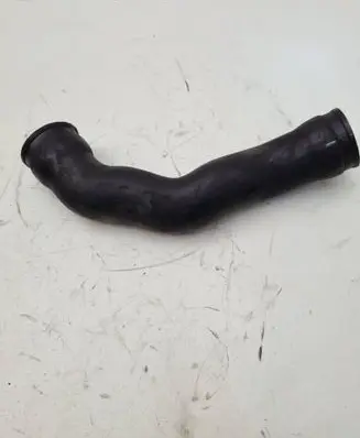 Audi 80 90 S2 B4 Intercooler hose/pipe 028145834