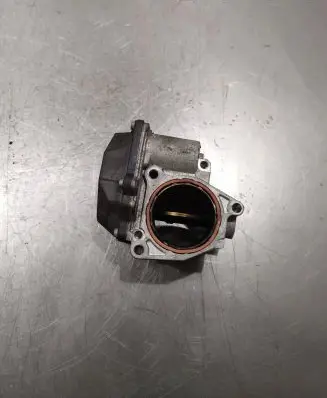 Volkswagen Golf V Throttle valve 03G128063G 0310070802