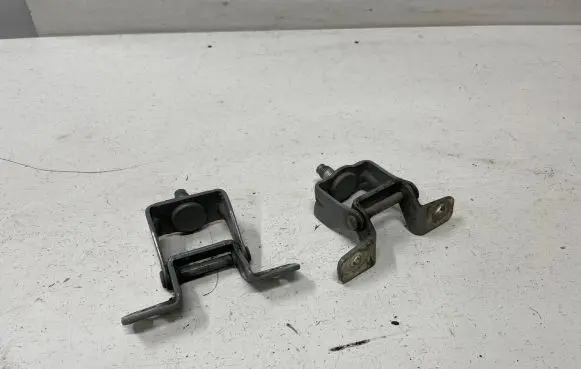 Hyundai i20 (PB PBT) Loading door hinge set 