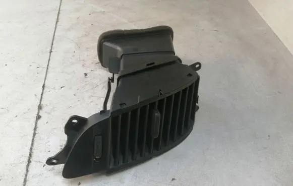 Hyundai ix20 Dash center air vent grill 974101K000