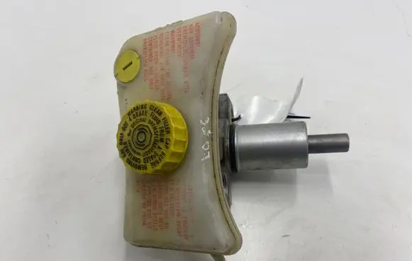 Audi A4 S4 B7 8E 8H Master brake cylinder 8E0611021