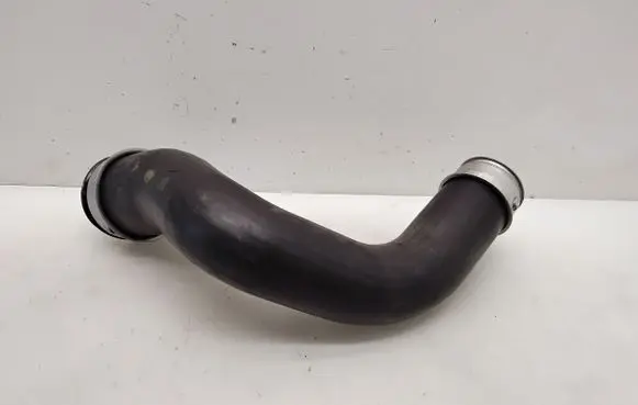 Volkswagen Transporter - Caravelle T5 Intercooler hose/pipe