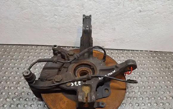 Renault Clio IV Front wheel hub spindle knuckle S25056014 400145894R