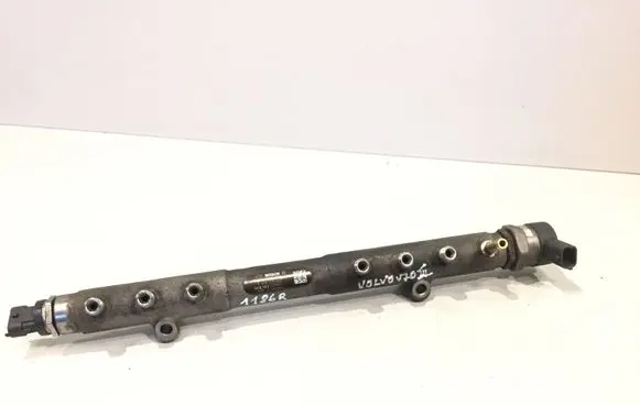 Volvo V70 Fuel main line pipe 31259011 0445215023 029933L5