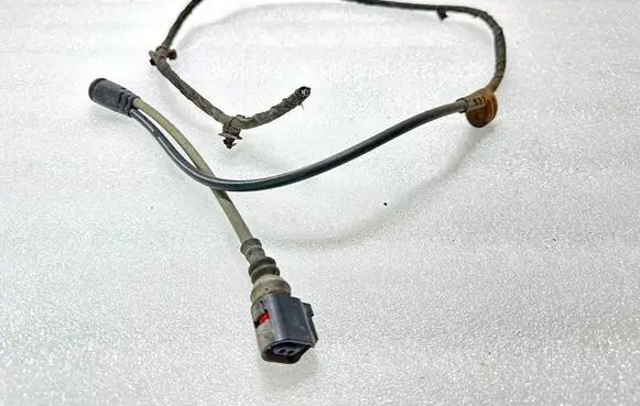 Audi A4 S4 B8 8K Front ABS sensor wiring 1J0906102 8T0973702