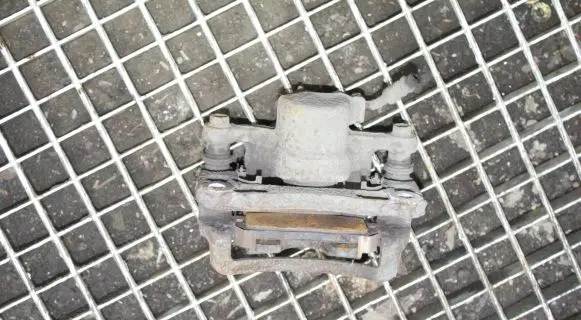 Opel Antara Rear brake caliper