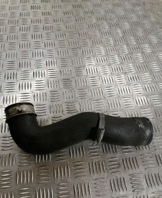Mercedes-Benz ML W164 Intercooler hose/pipe A1645280382