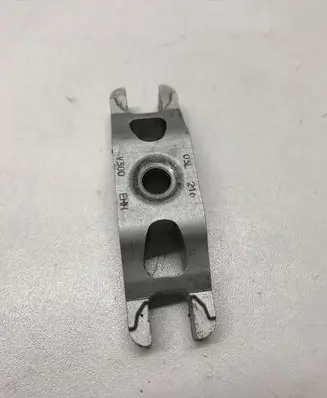 Volkswagen Golf VI Fuel Injector clamp holder