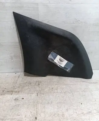 Jeep Cherokee (C) pillar trim 632897 048569954 1YG65DX9A