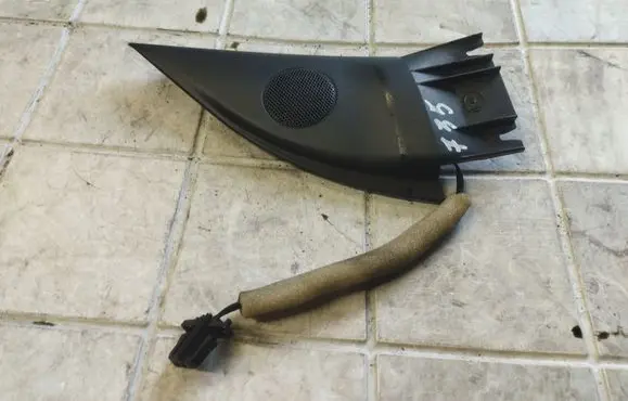 Skoda Superb B5 (3U) Front door high frequency speaker 3B0837997