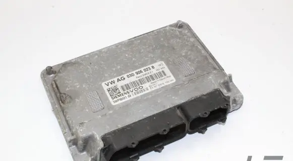 Skoda Fabia Mk1 (6Y) Engine control unit/module 03D906023B