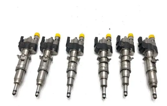 BMW X6 E71 Fuel injectors set 7565138