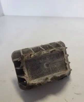 BMW 5 E60 E61 Jacking socket point 7123311
