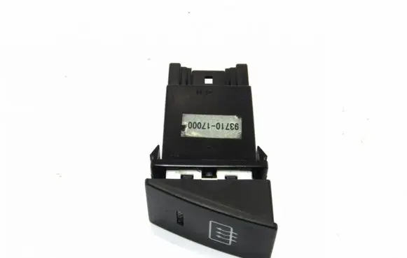 Hyundai Matrix Windscreen/window heater switch 9371017000