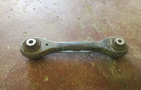 BMW 1 E82 E88 Rear upper control arm/wishbone