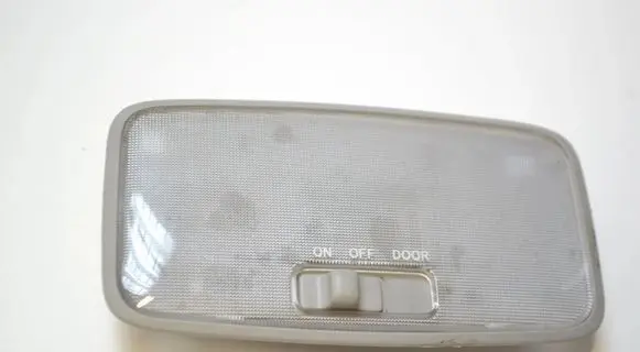 Lexus RX 330 - 350 - 400H Front seat light 